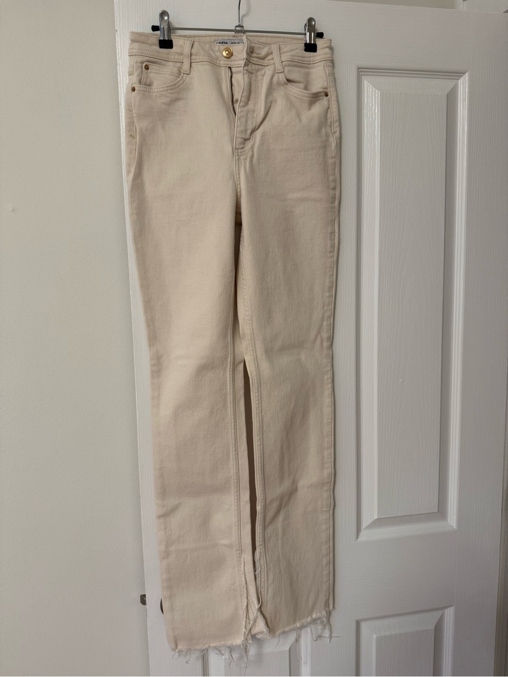 Zara Women's Cream Straight-Leg Jeans
